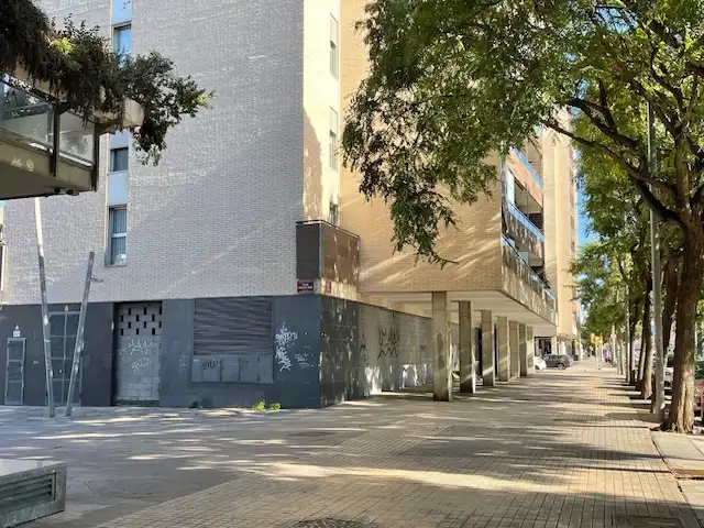 Local en venda a Avinguda d'Eduard Maristany, El Besós i el Maresme