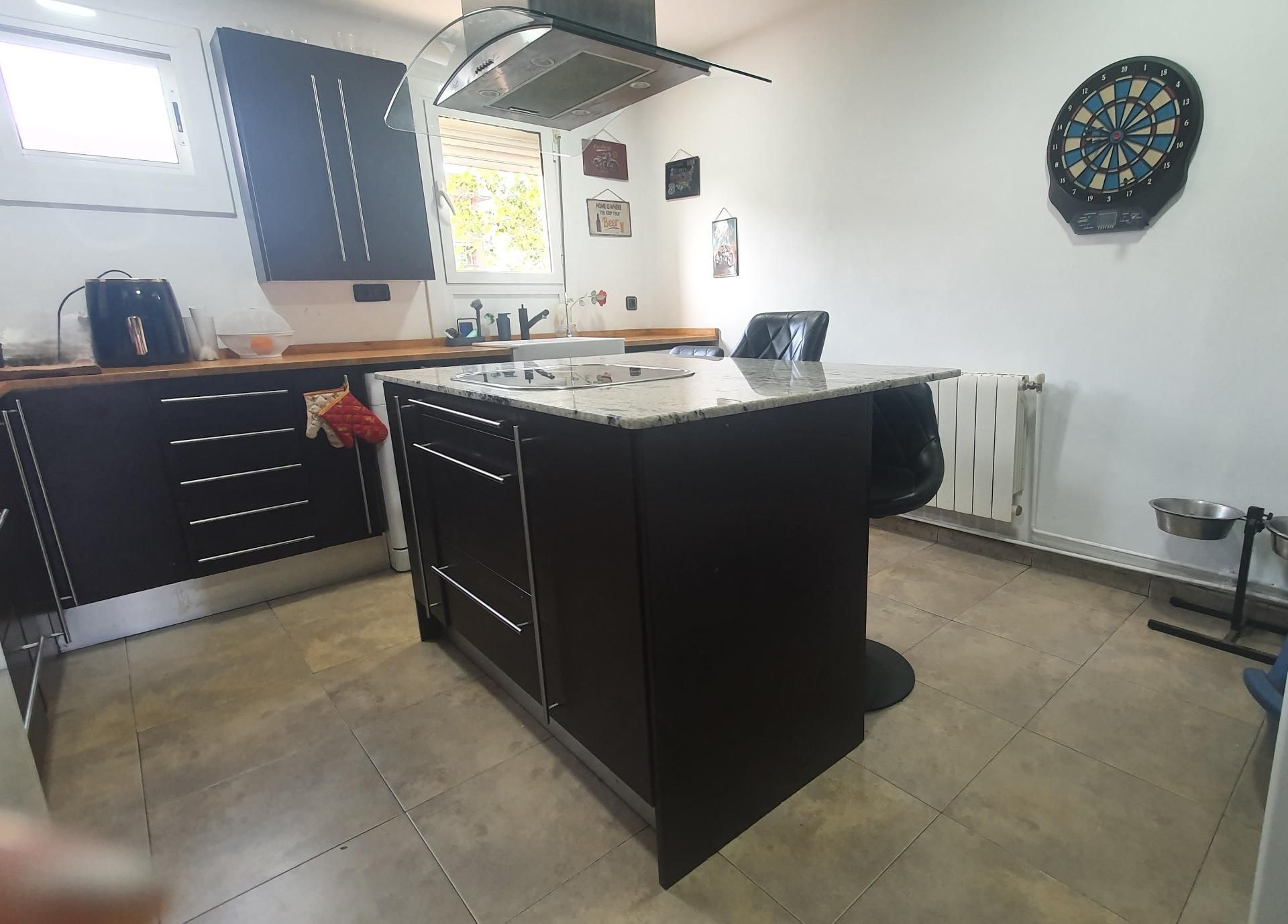 Kitchen of Flat for sale in Sabadell  with Air Conditioner, Heating and Balcony