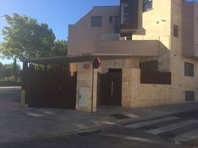 Garaje en Venta en Calle Ceuta, 1 en Larache