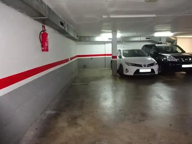 Einzelparkplatz zum Verkauf in Francesc Macià, imagen 6