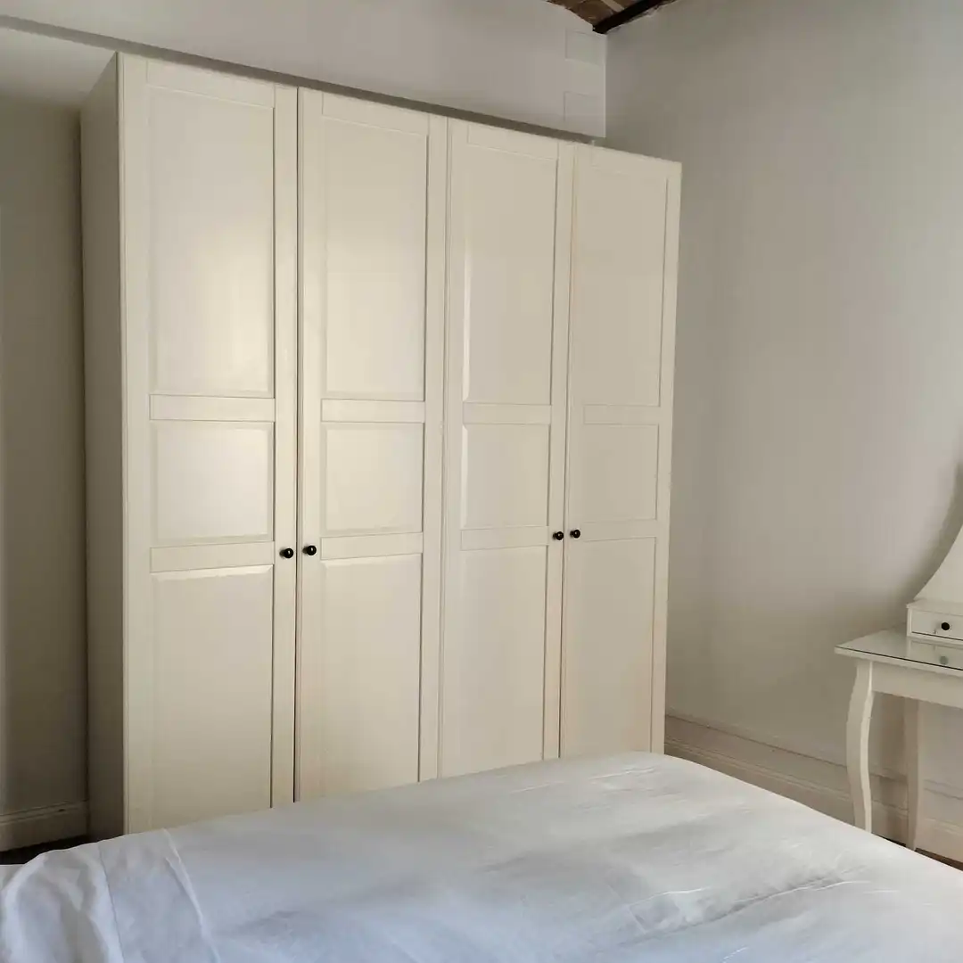Schlafzimmer von Wohnungen zur Miete in Barcelona mit Balkon