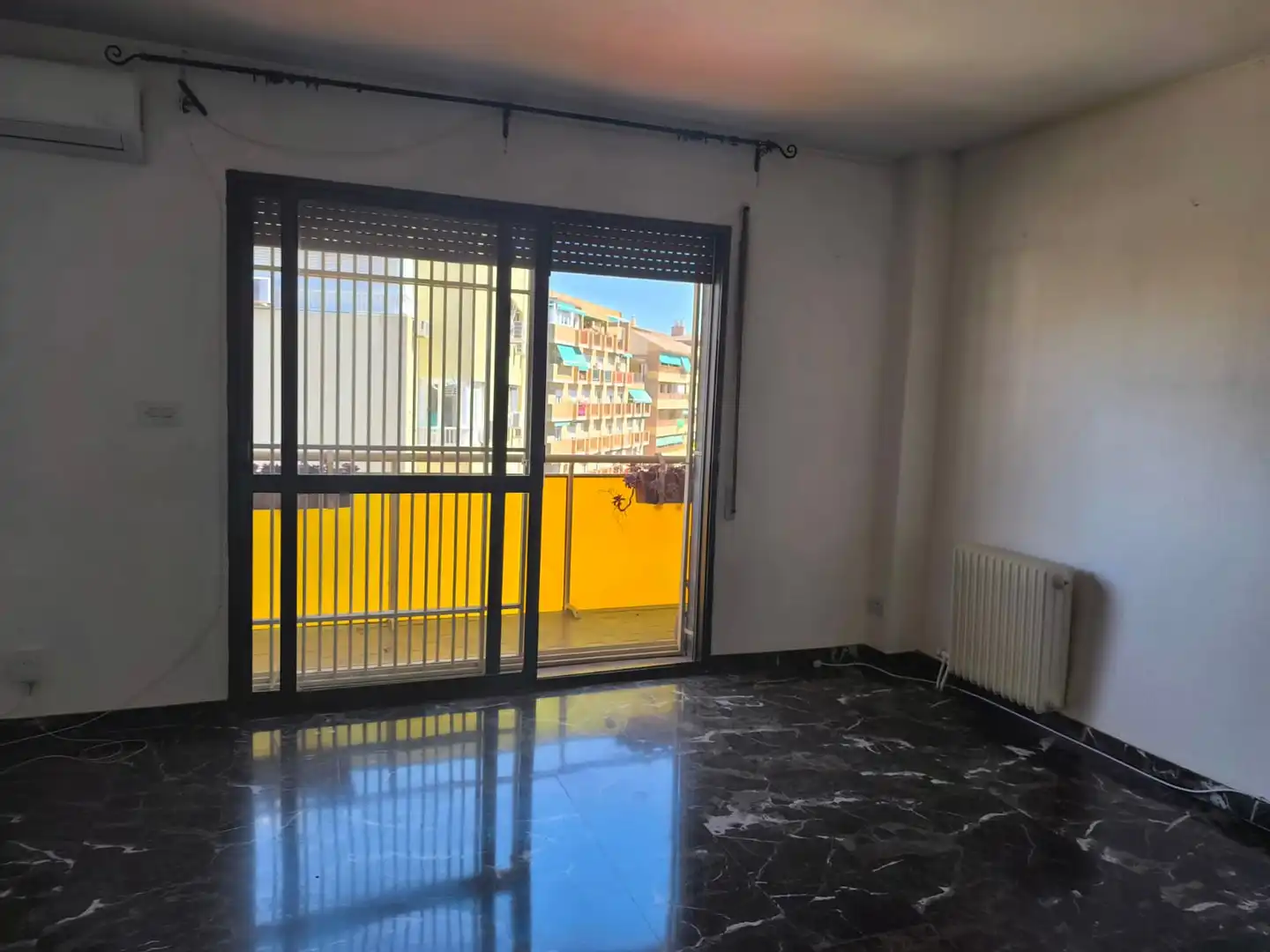 Wohnung zur Miete in Camino de Ronda, 212, Pajaritos