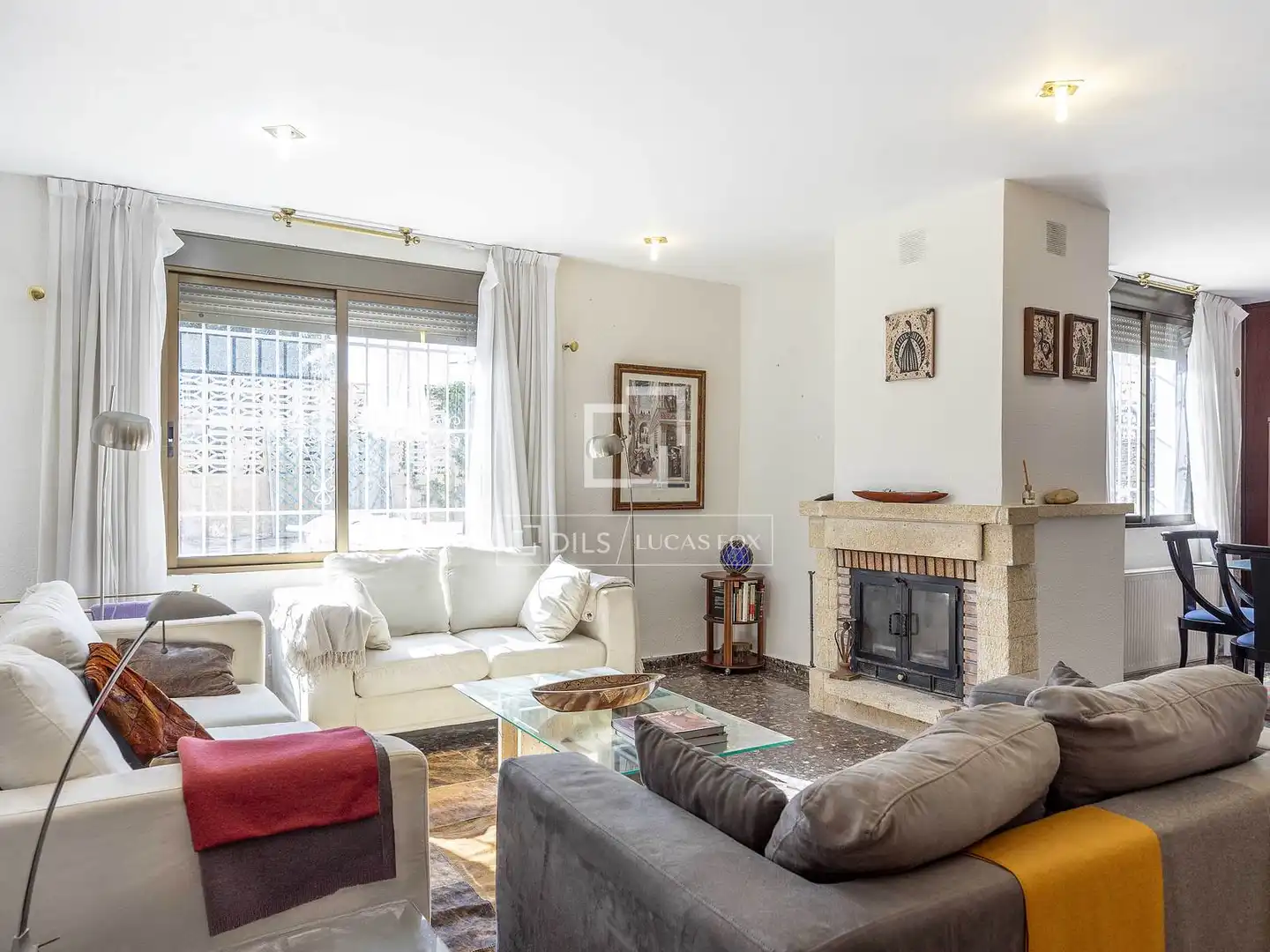 Vista exterior de Casa o chalet en venta en L'Eliana con Aire acondicionado, Calefacción y Jardín privado