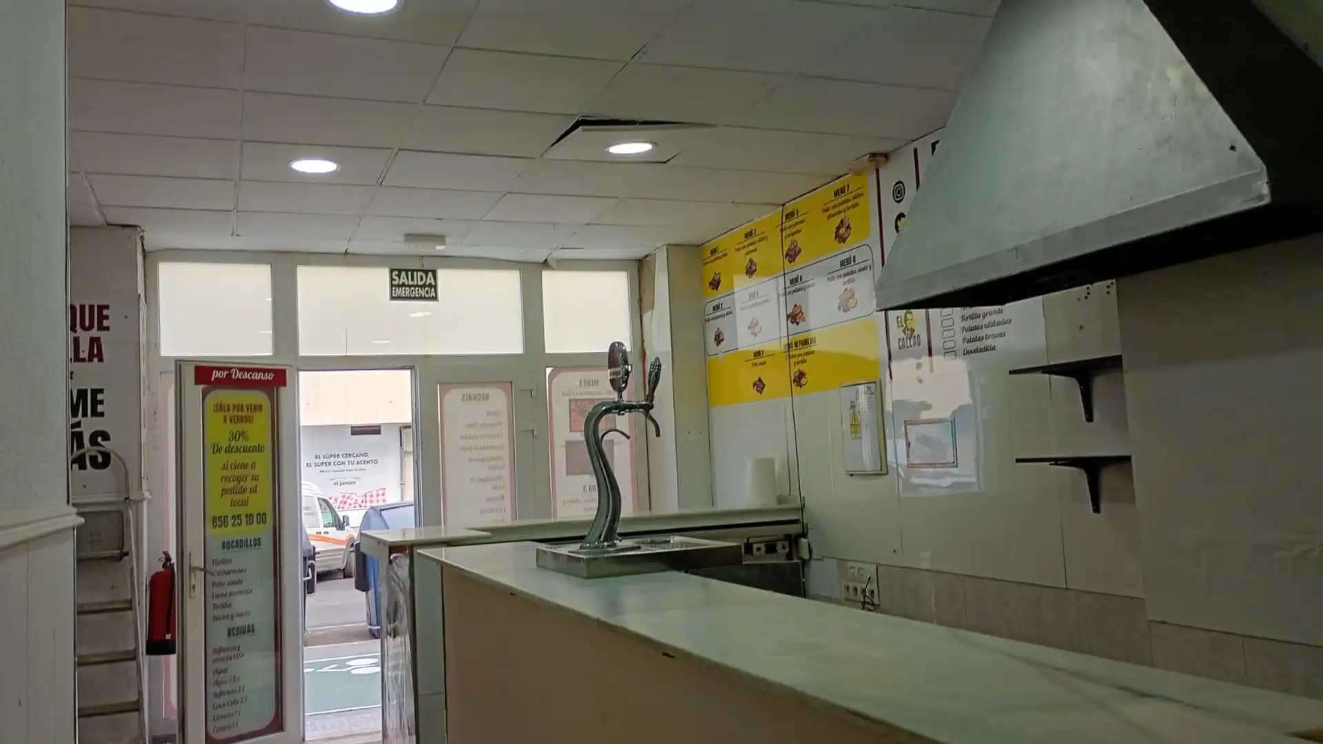 Kitchen of Premises for sale in  Cádiz Capital