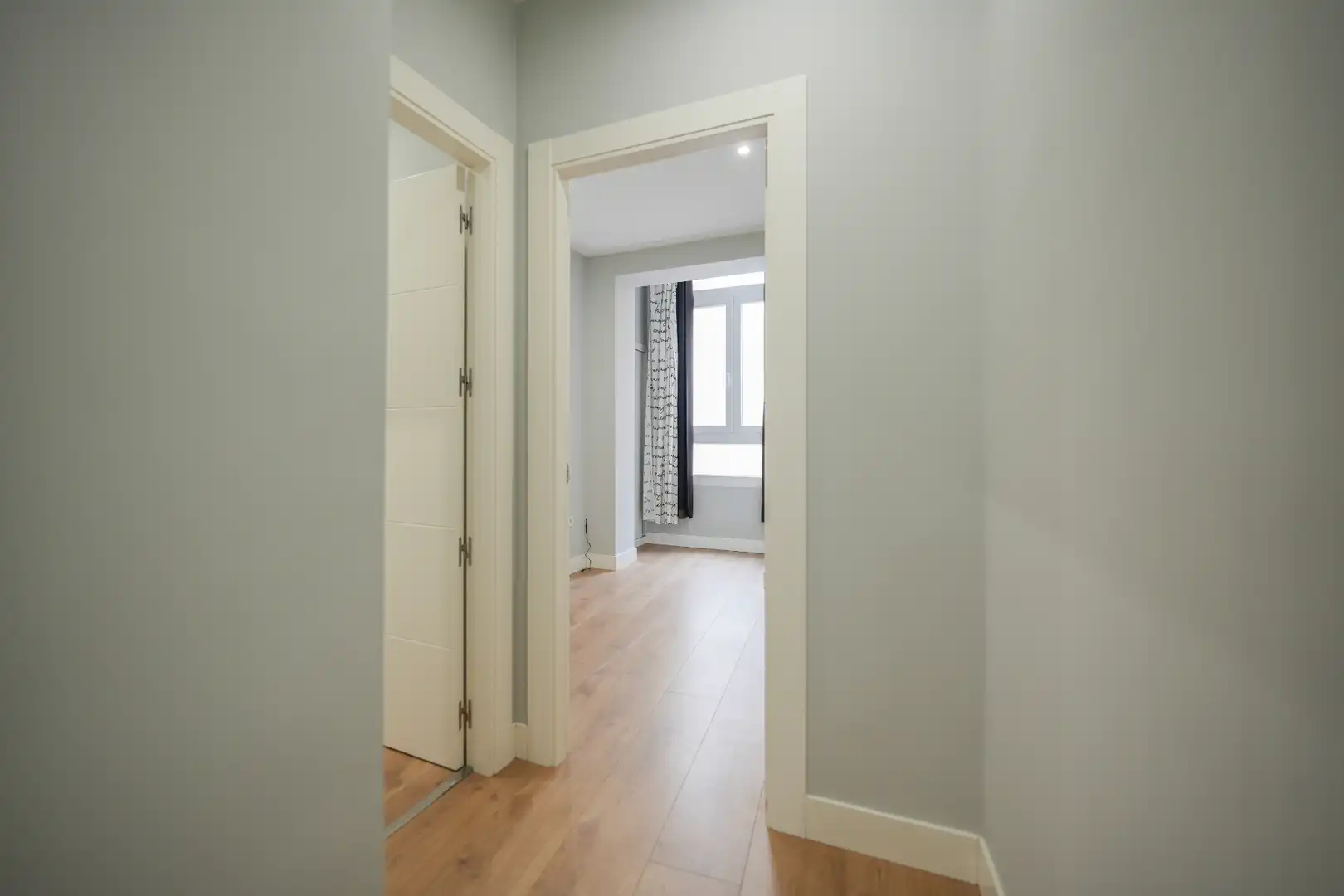 Wohnung zum Verkauf in Valladolid mit Heizung, Parkett und Ofen