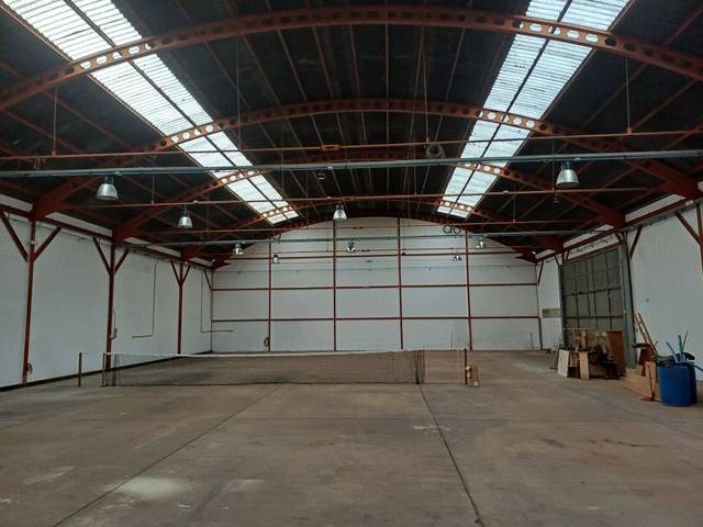Nave industrial en Alquiler en Navia