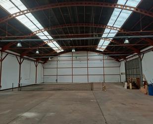 Industrial buildings to rent in Navia