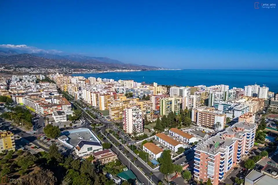 Vista exterior de Residencial en venda en Vélez-Málaga