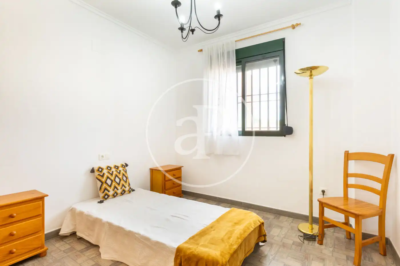 Habitación de Finca rústica en venta en Torrent con Aire acondicionado, Calefacción y Jardín privado