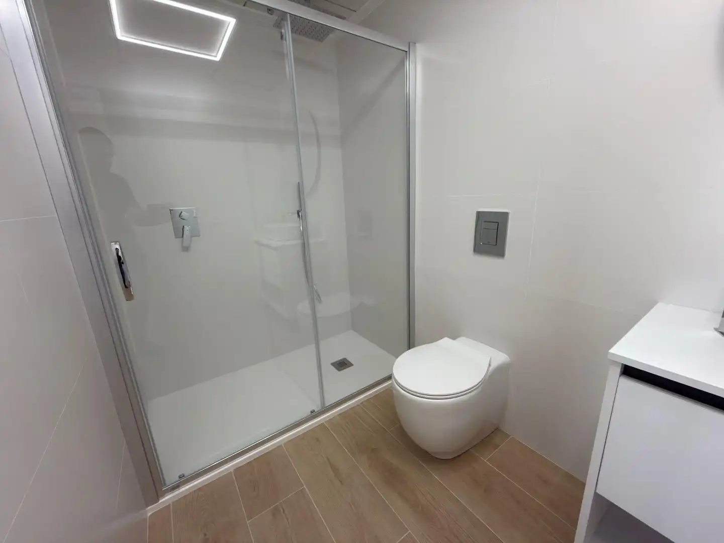 Baño de Ático en venta en Orihuela con Terraza y Amueblado