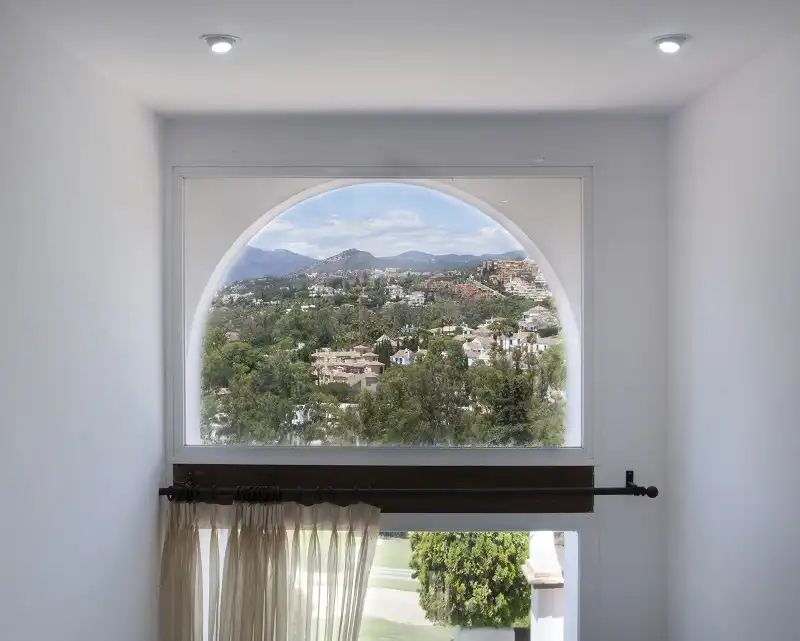 Detached house with pool for sale in Nueva Andalucía, imagen 30
