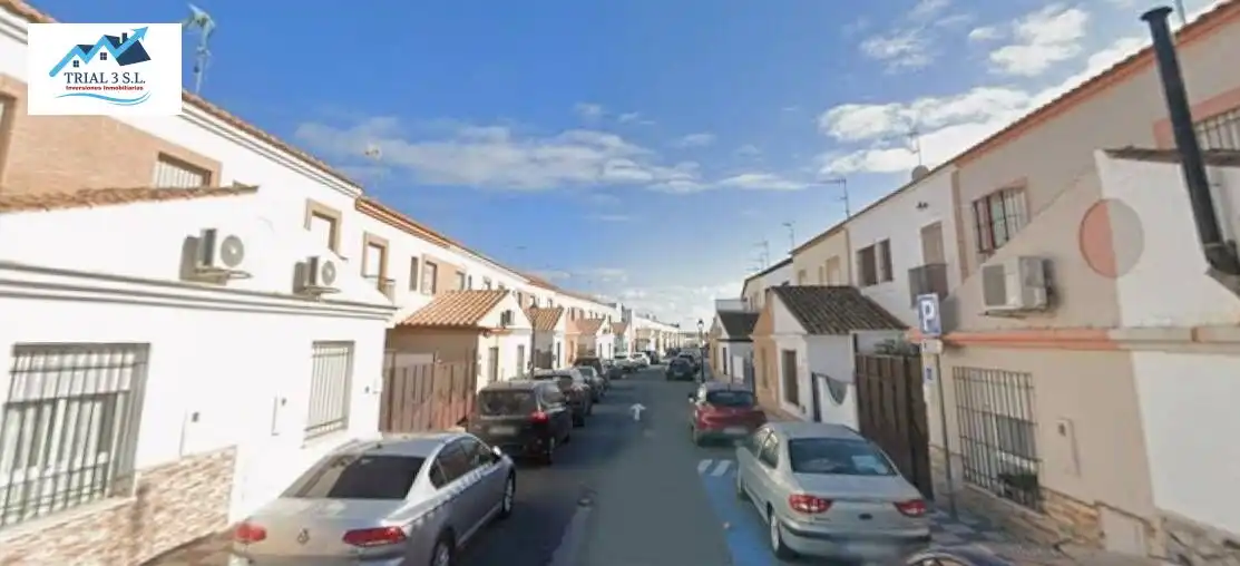 Adossat en venda a Calle 28 DE FEBRERO