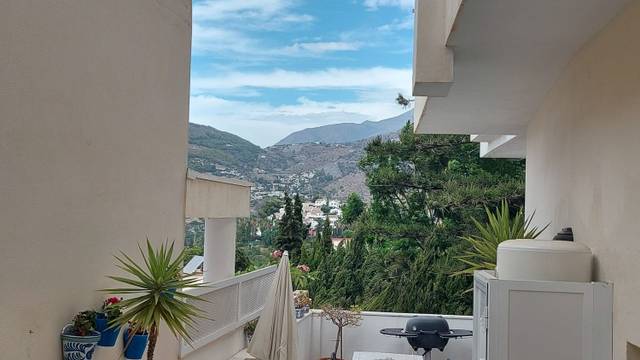 Apartamento en Venta en La Herradura centro