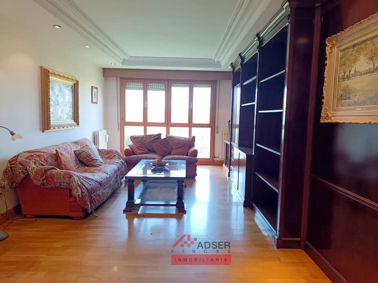 Sala de estar de Piso en venta en  Logroño con Calefacción, Parquet y Terraza