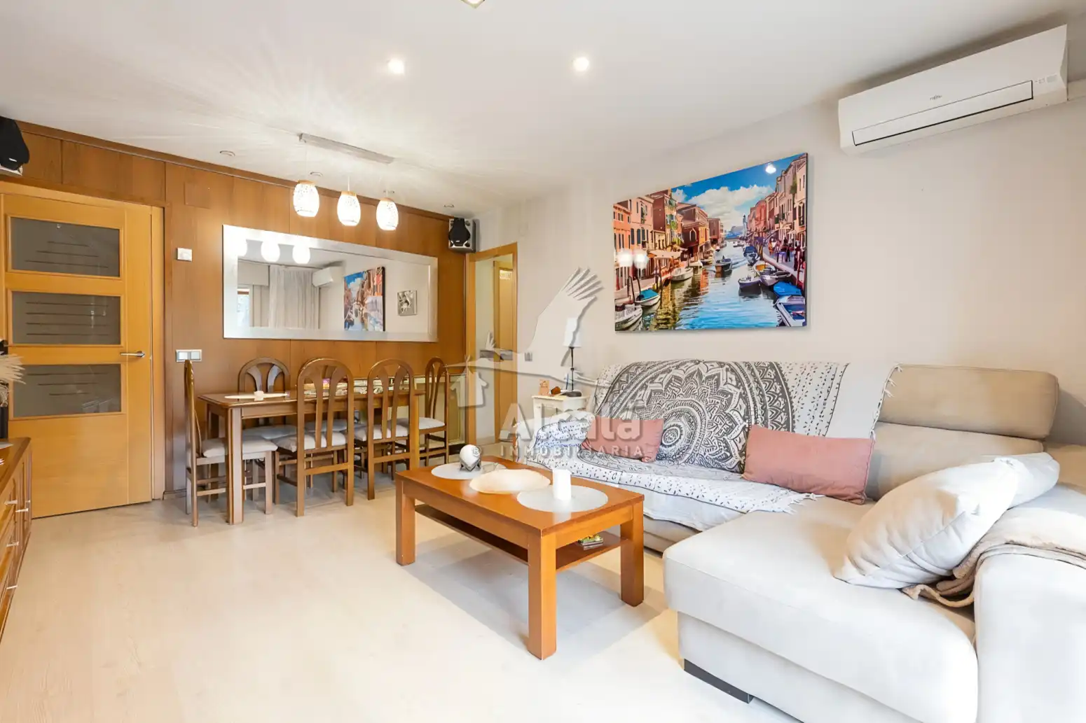 Sala de estar de Piso en venta en Coslada con Aire acondicionado, Calefacción y Jardín privado