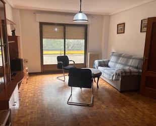 Living room of Flat to rent in Puertollano  with Air Conditioner and Terrace