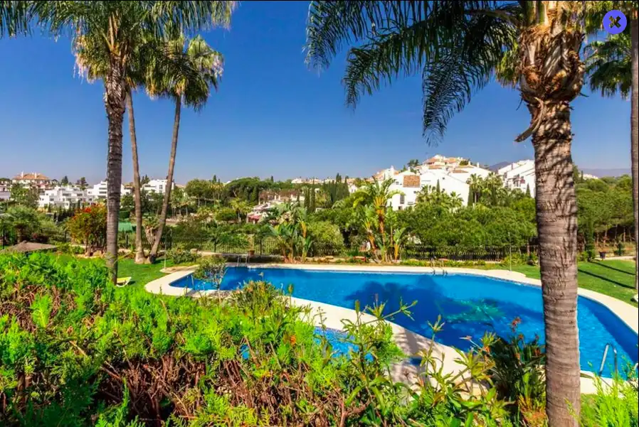 Jardí de Casa adosada de lloguer en Marbella amb Aire condicionat, Jardí privat i Moblat