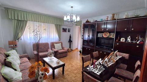 Foto 2 de Piso en venta en Rosas - Musas, Madrid Capital