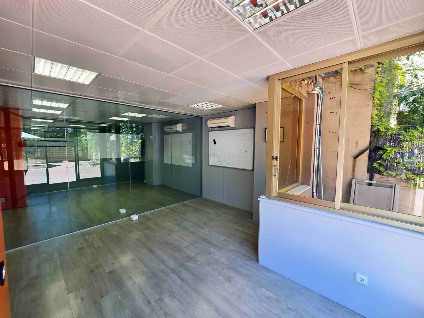 Büro zur Miete in Carrer de Roger de Llúria, Dreta de l'Eixample
