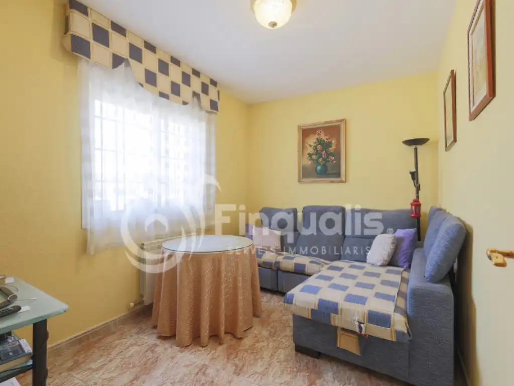 Sala d'estar de Casa o xalet en venda en Lliçà d'Amunt