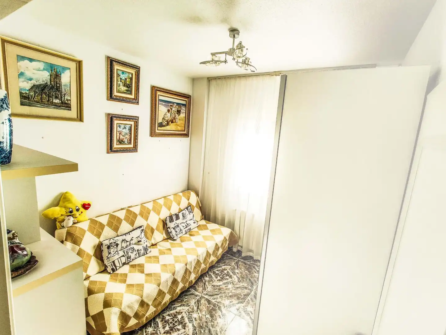 Sala d'estar de Casa o xalet de lloguer en Orihuela amb Aire condicionat, Jardí privat i Terrassa