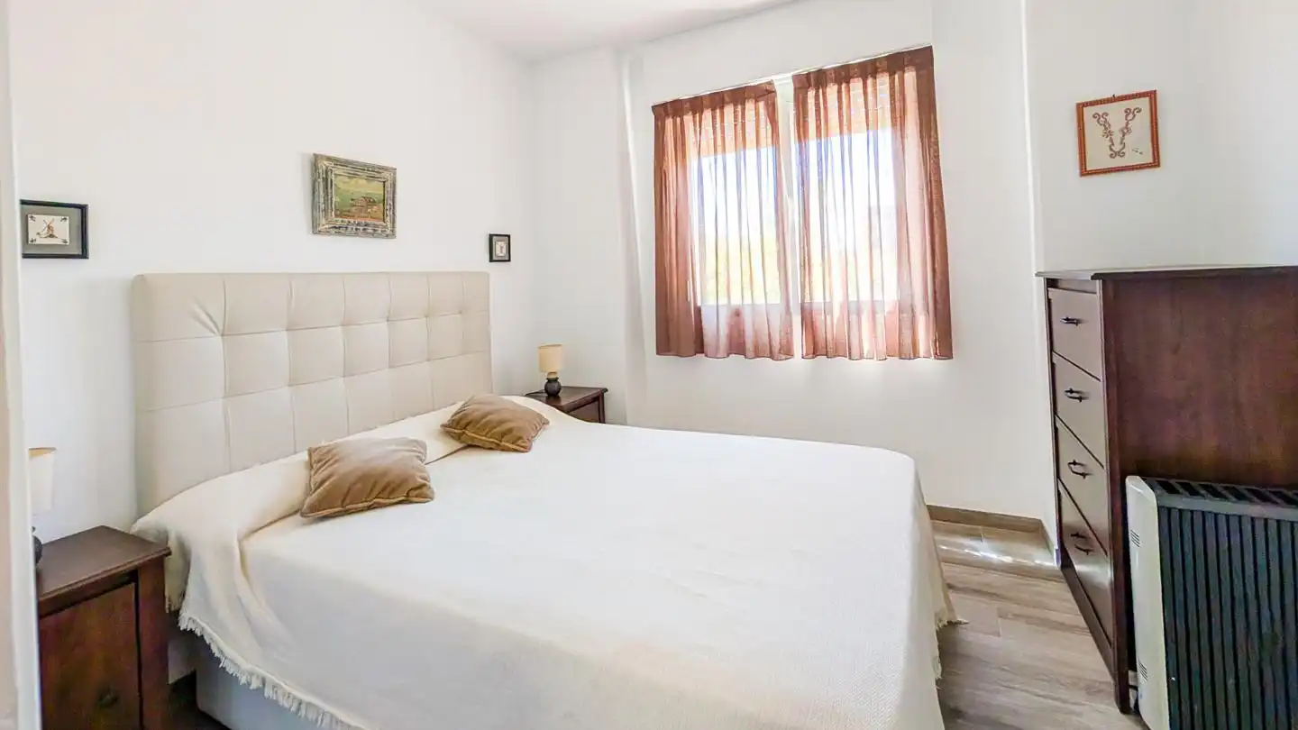 Schlafzimmer von Wohnung zum Verkauf in Santa Pola mit Klimaanlage, Terrasse und Möbliert