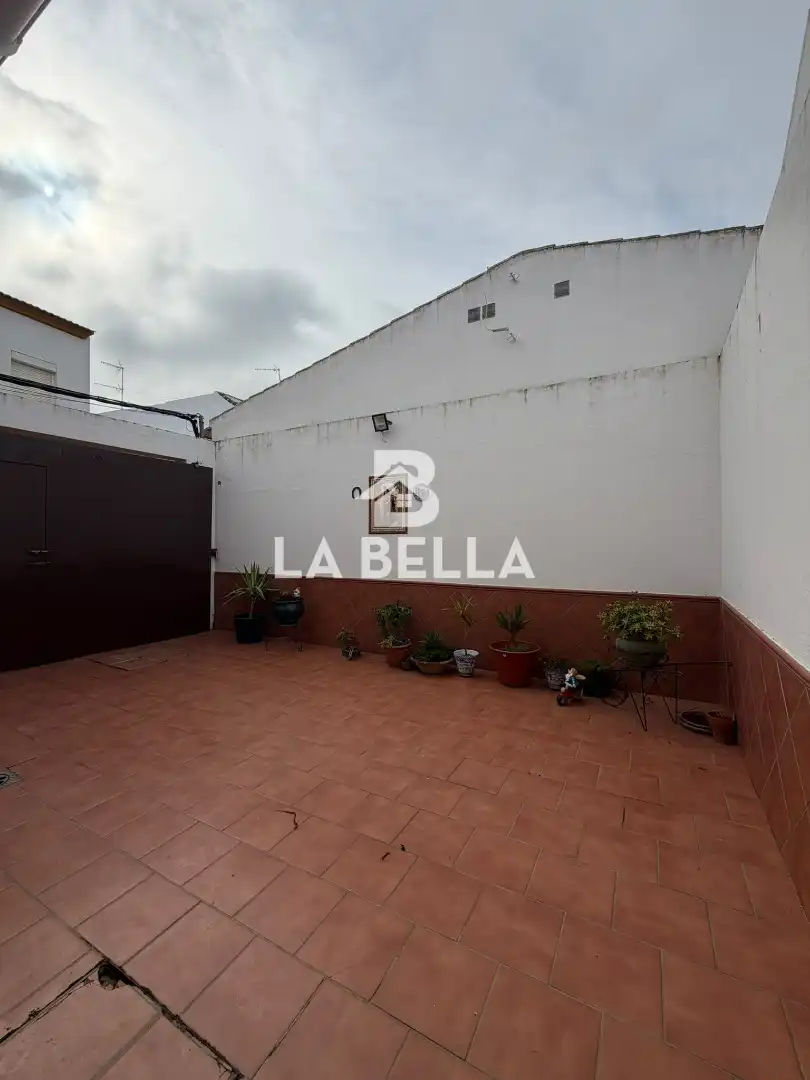 Terrassa de Casa o xalet en venda en Umbrete amb Aire condicionat, Traster i Moblat