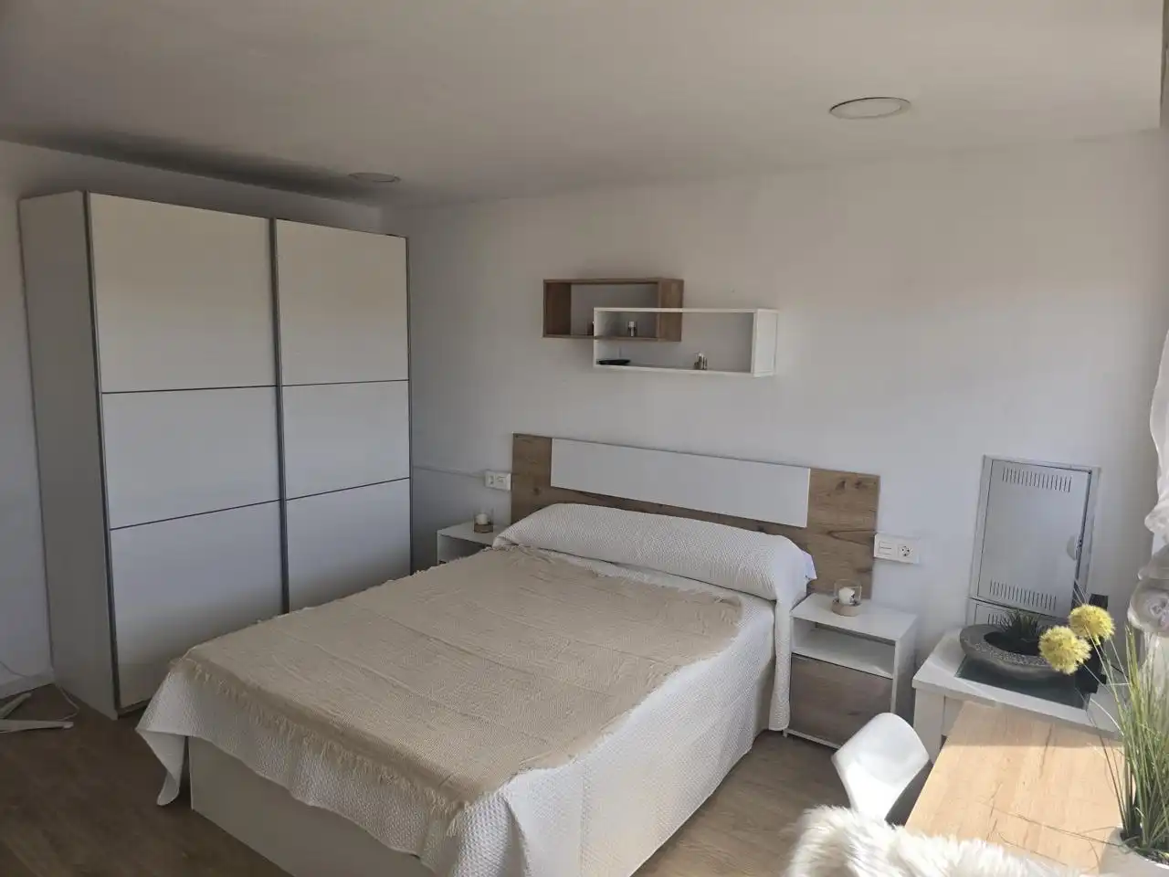 Bedroom of Flat for sale in La Victoria