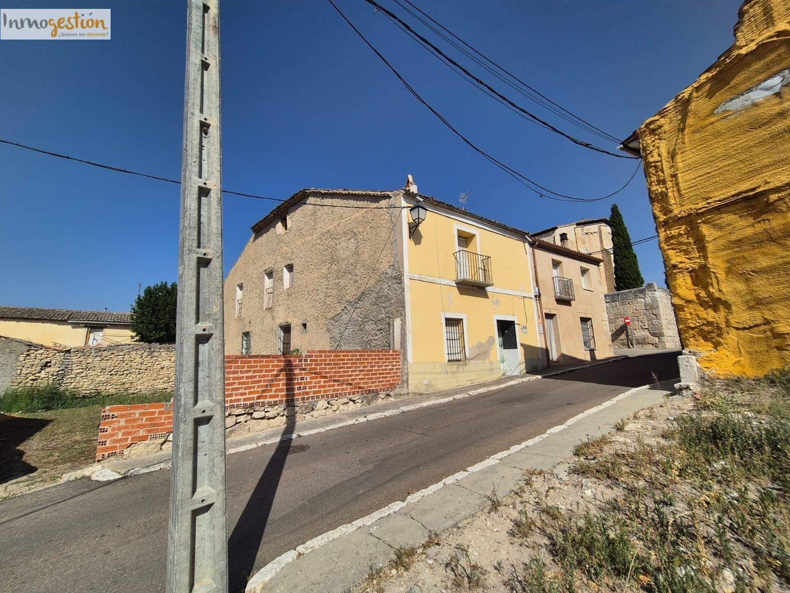 Außenansicht von Country house zum verkauf in Olivares de Duero