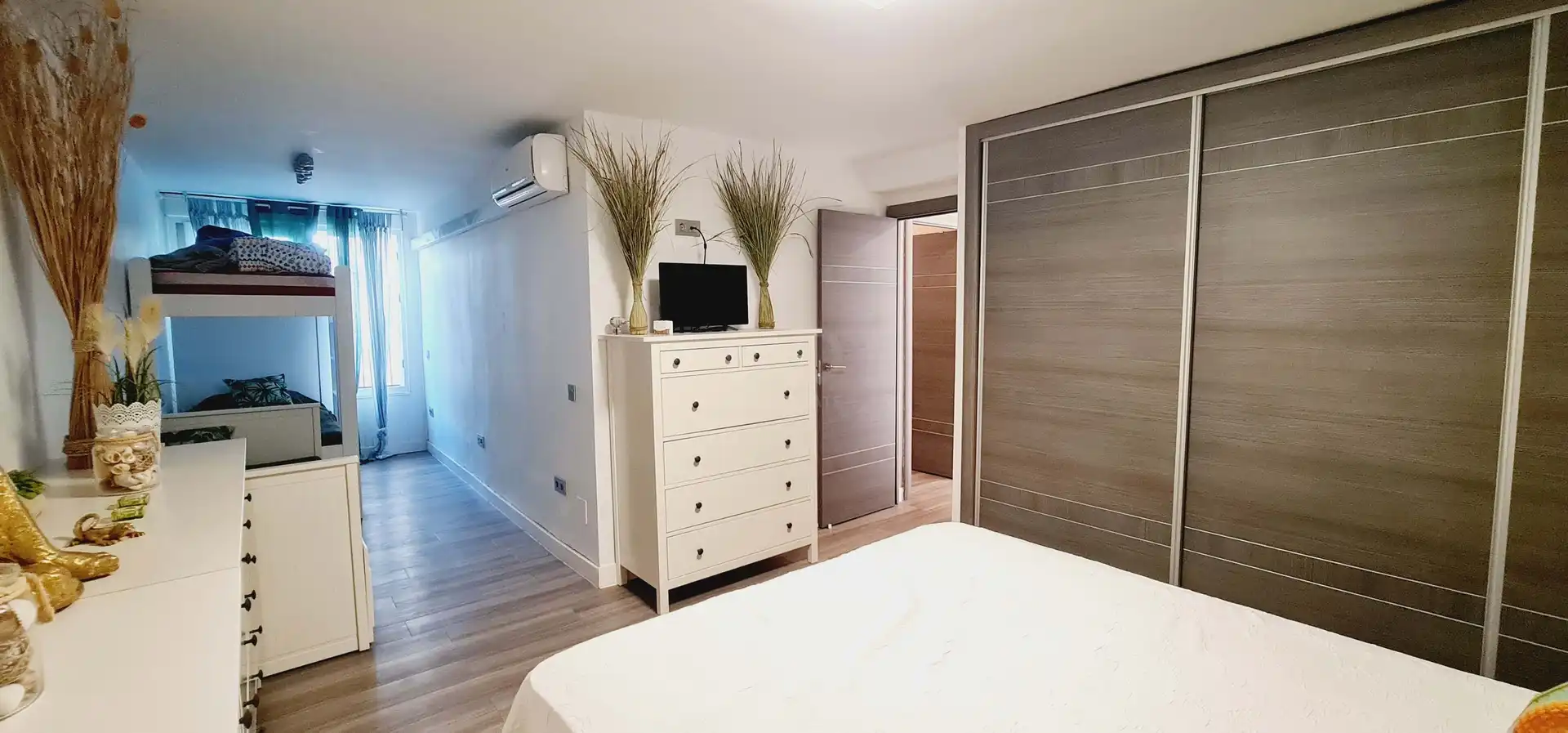 Dormitori de Pis en venda en Casares amb Aire condicionat, Calefacció i Terrassa