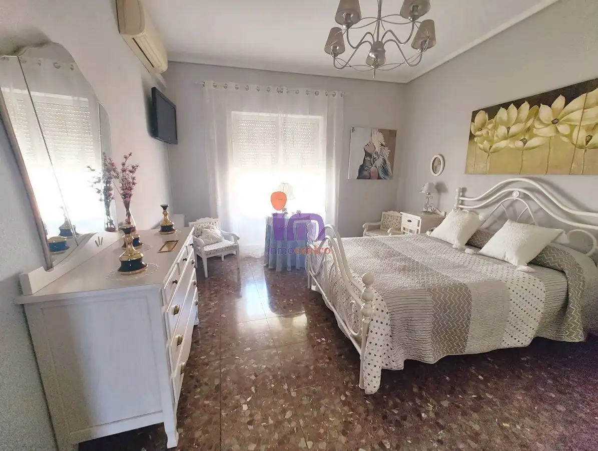 Casa con terraza en venta en Valdepeñas, imagen 17