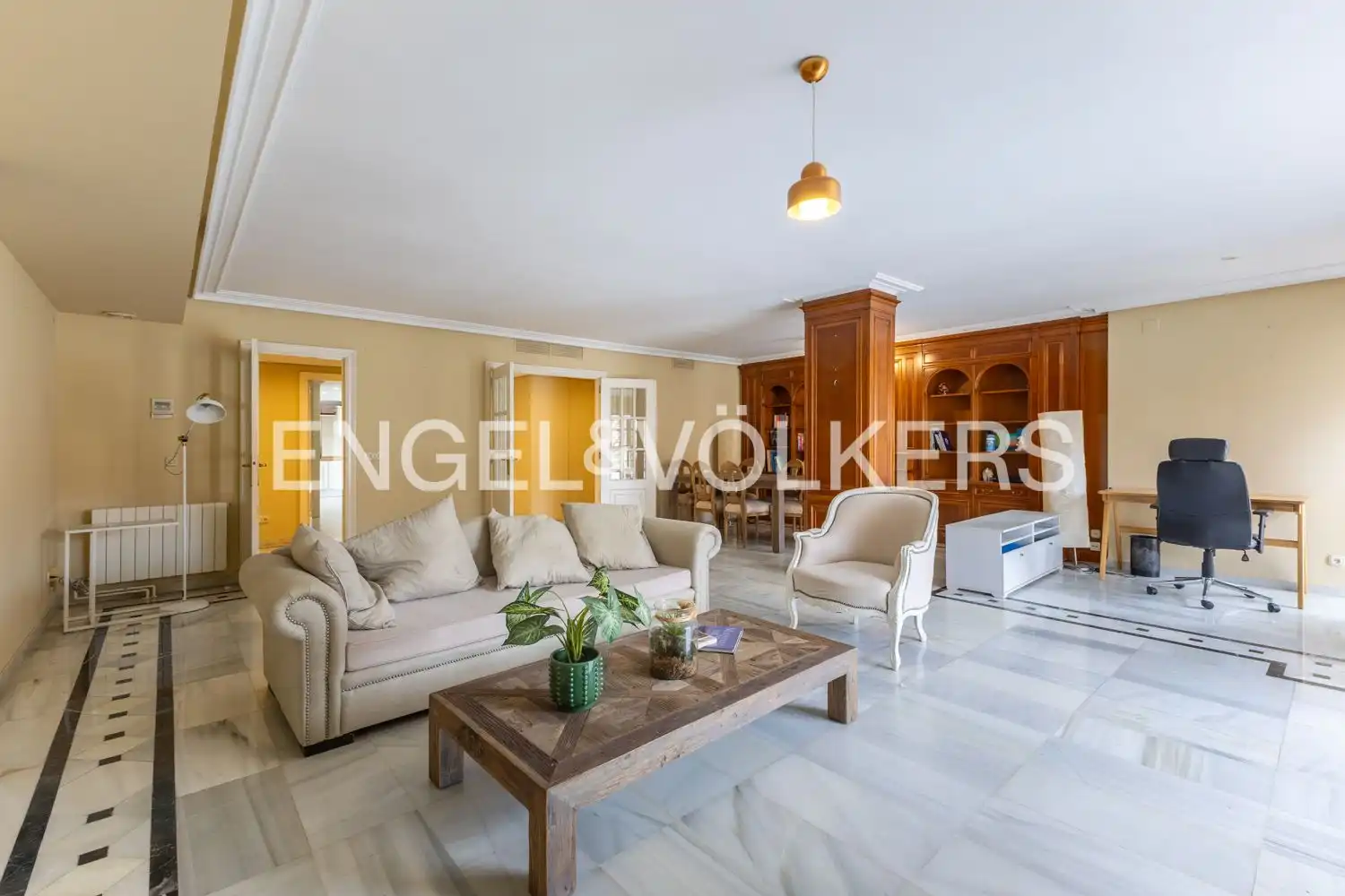 Living room of Flat for sale in Valencia  with Air Conditioner, Heating and Storage room