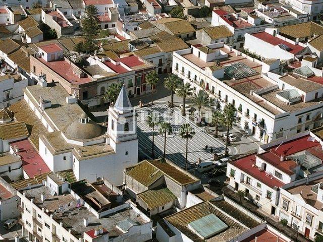 Piso en Venta en DE LA CONSTITUCION en Trebujena