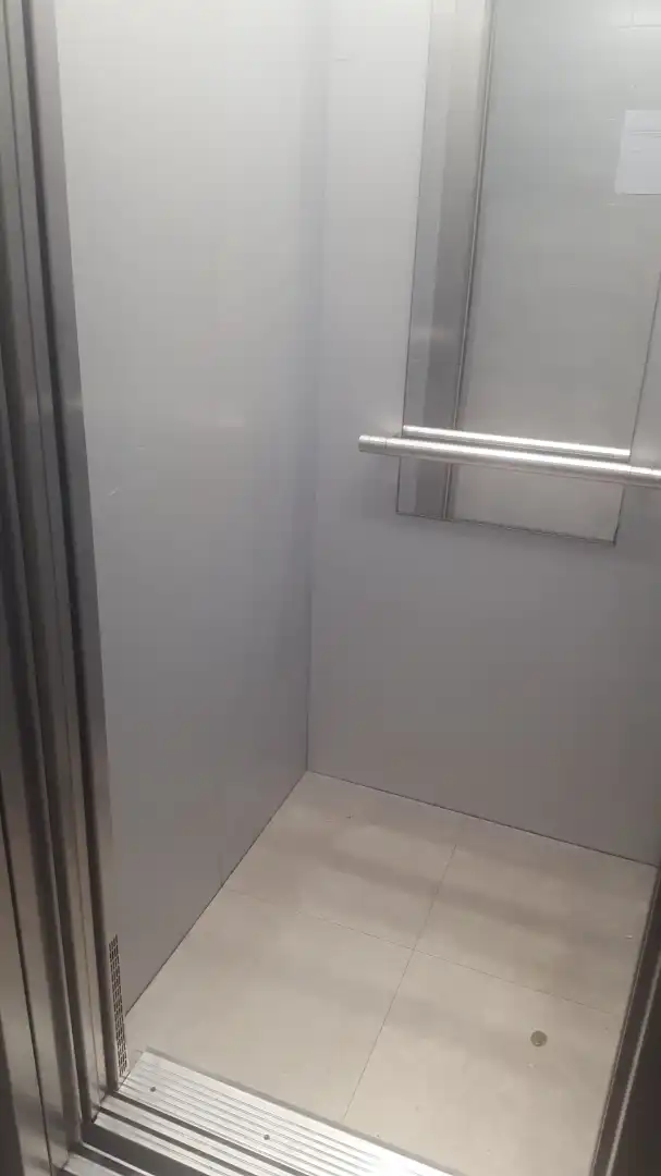 Bathroom of Flat for sale in Montgat, Barcelona
