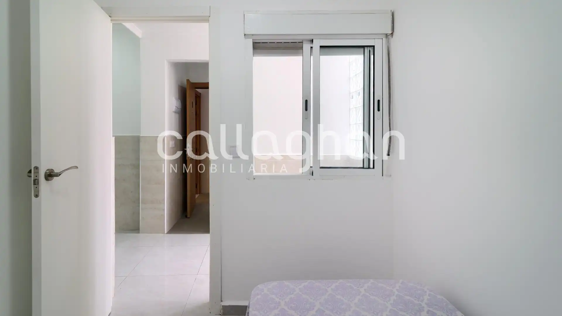 Habitación de Piso en venta en Sagunto / Sagunt con Terraza