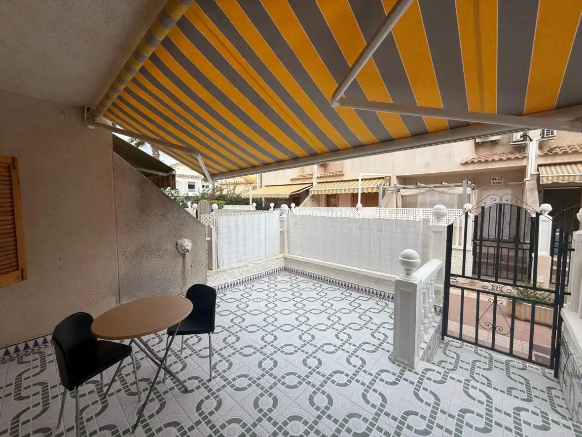 Bungalow con piscina in vendita a MONTE DE SANTA POLA, imagen 2