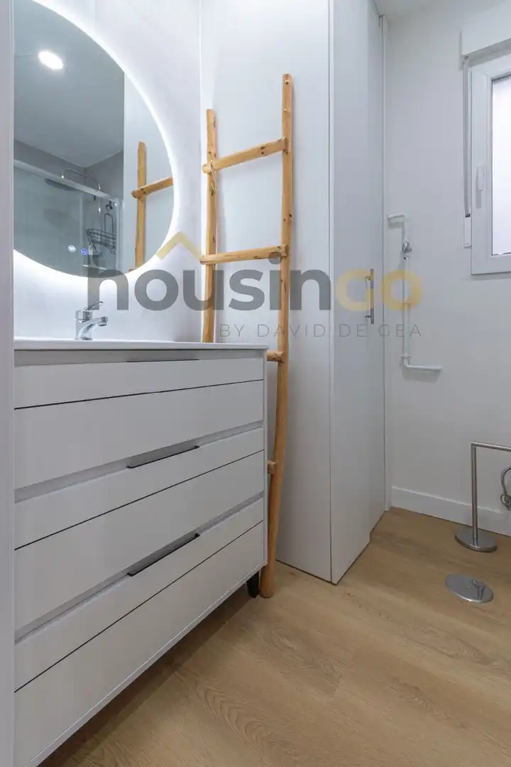 Bedroom of Flat for rent in Chamberí