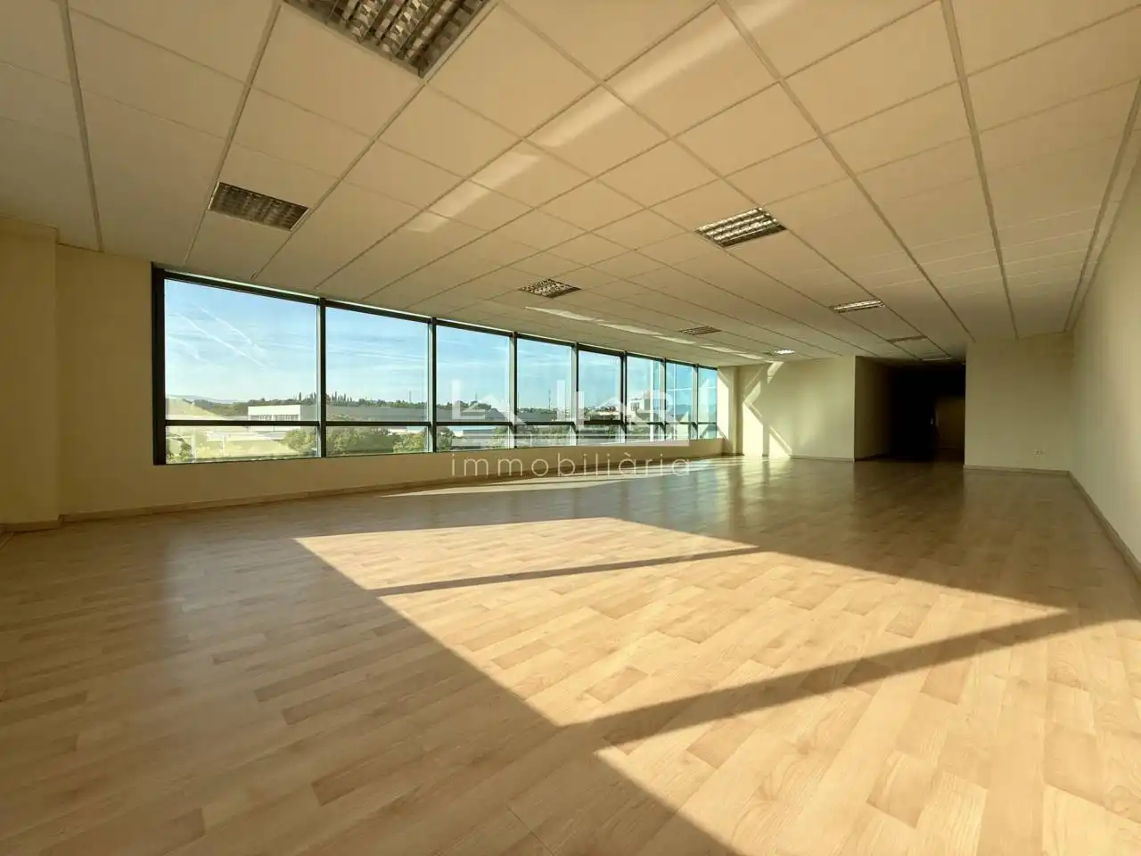 Ufficio con ascensore in affitto a Calle Figueres, imagen 5