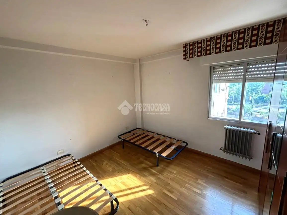 Habitación de Piso en venta en Medina del Campo con Calefacción