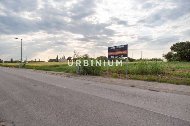 Terreno industrial en Venta en Carrer Pla de la Seva, 1 en Fornells de la Selva