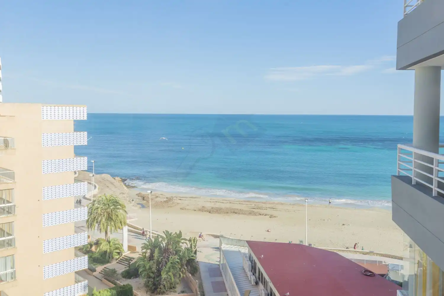 Habitación de Apartamento en venta en Calpe / Calp con Terraza y Piscina comunitaria