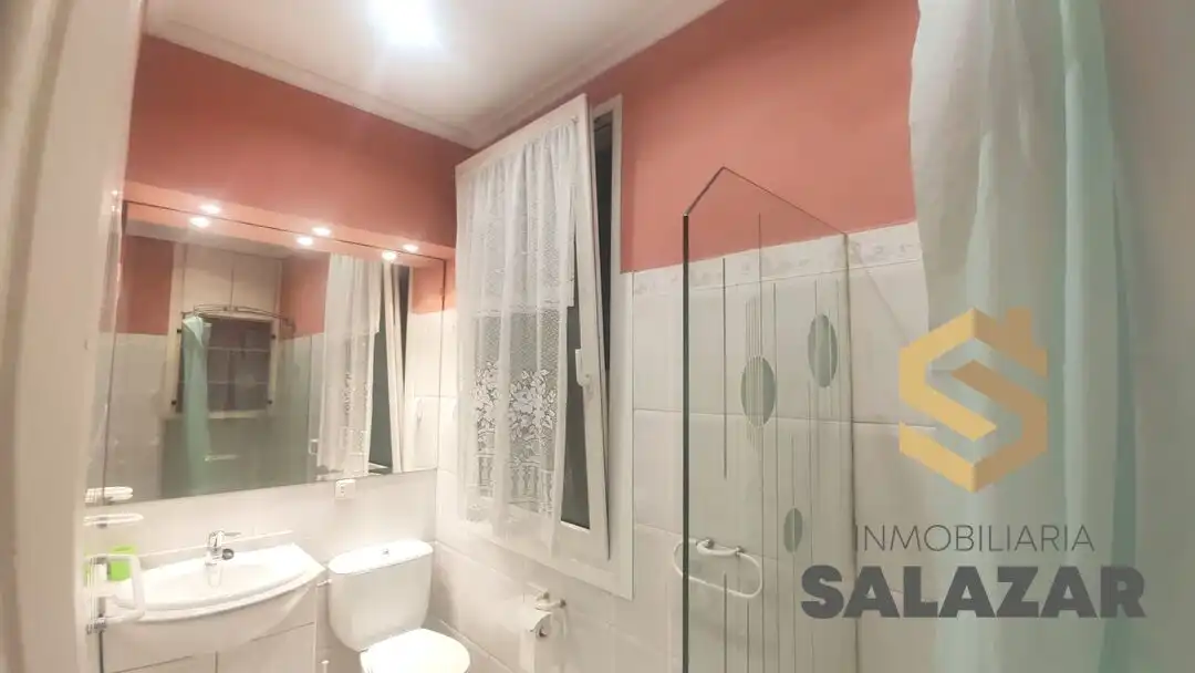Flat with lift to rent in Autonomia Kalea, imagen 11