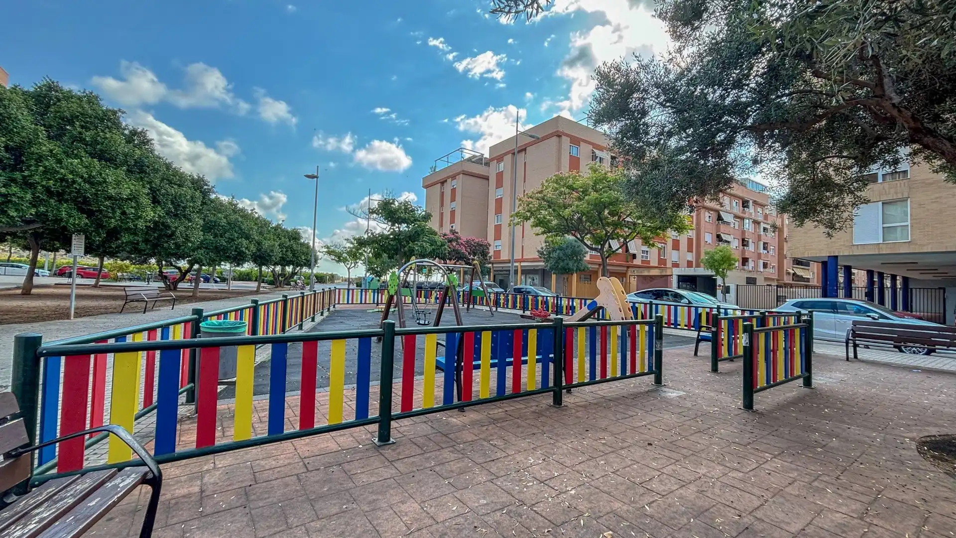 Vista exterior de Pis en venda en Sagunto / Sagunt amb Calefacció, Terrassa i Balcó