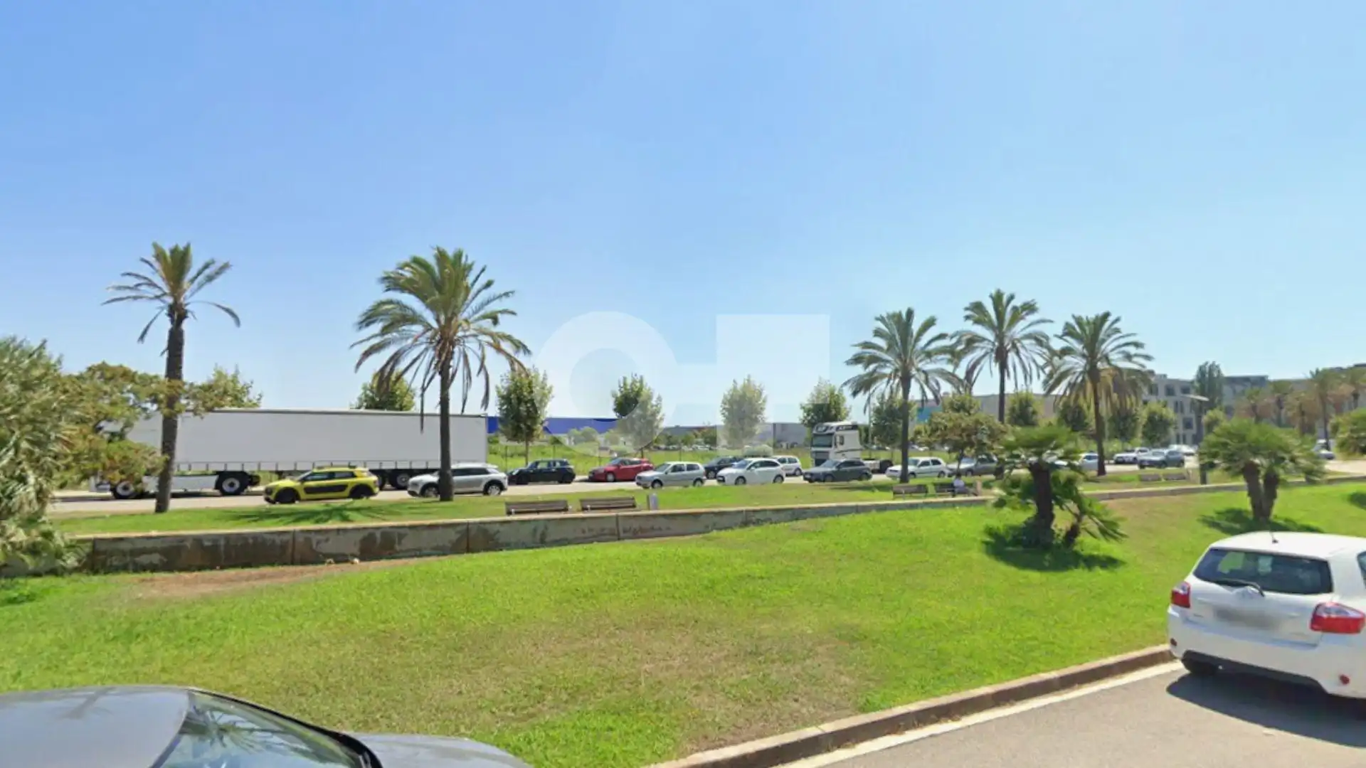 Terreno industrial en venta en Avenida Avinguda del Baix Llobregat