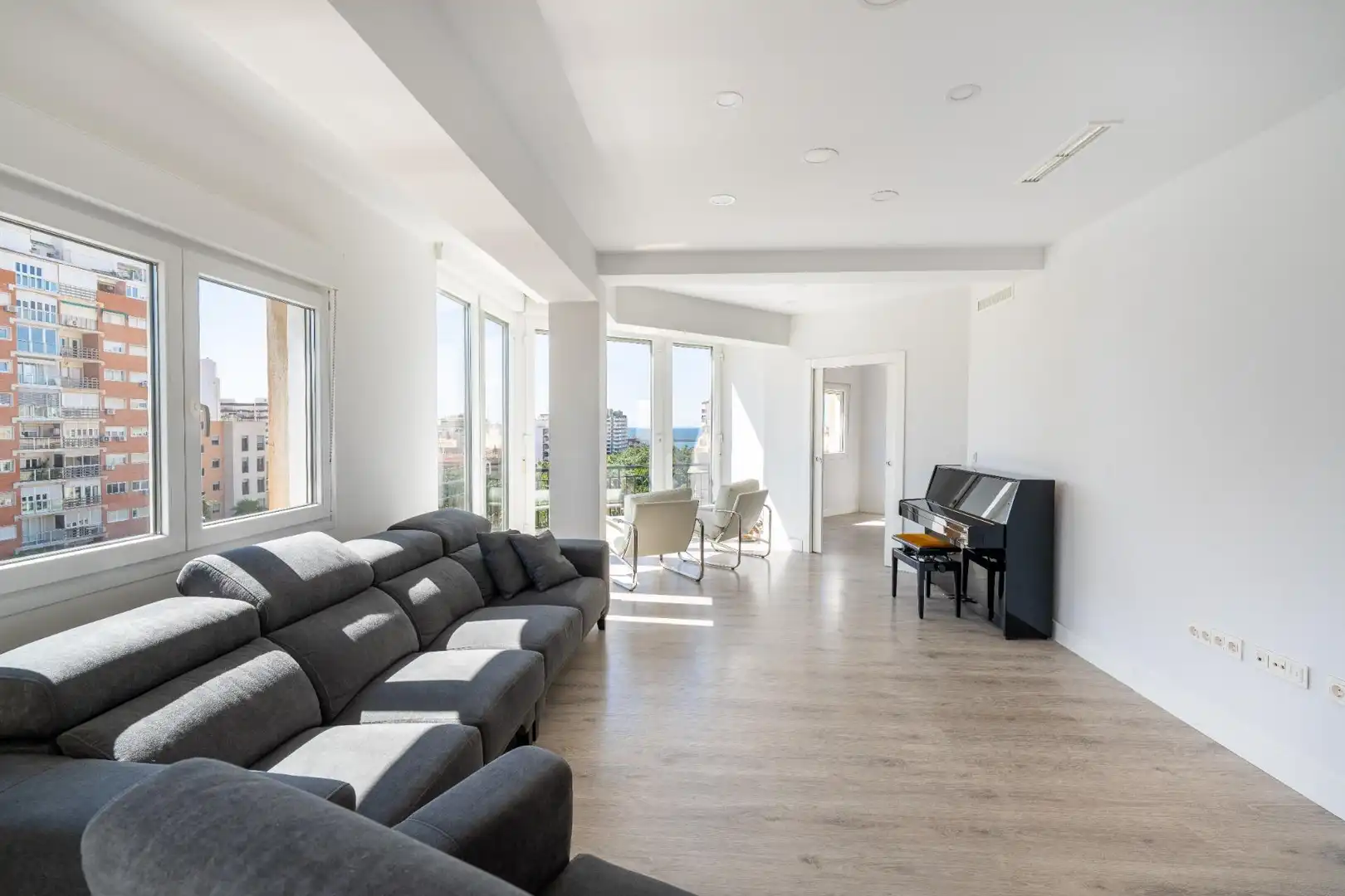 Living room of Flat for rent in  Almería Capital  with Air Conditioner