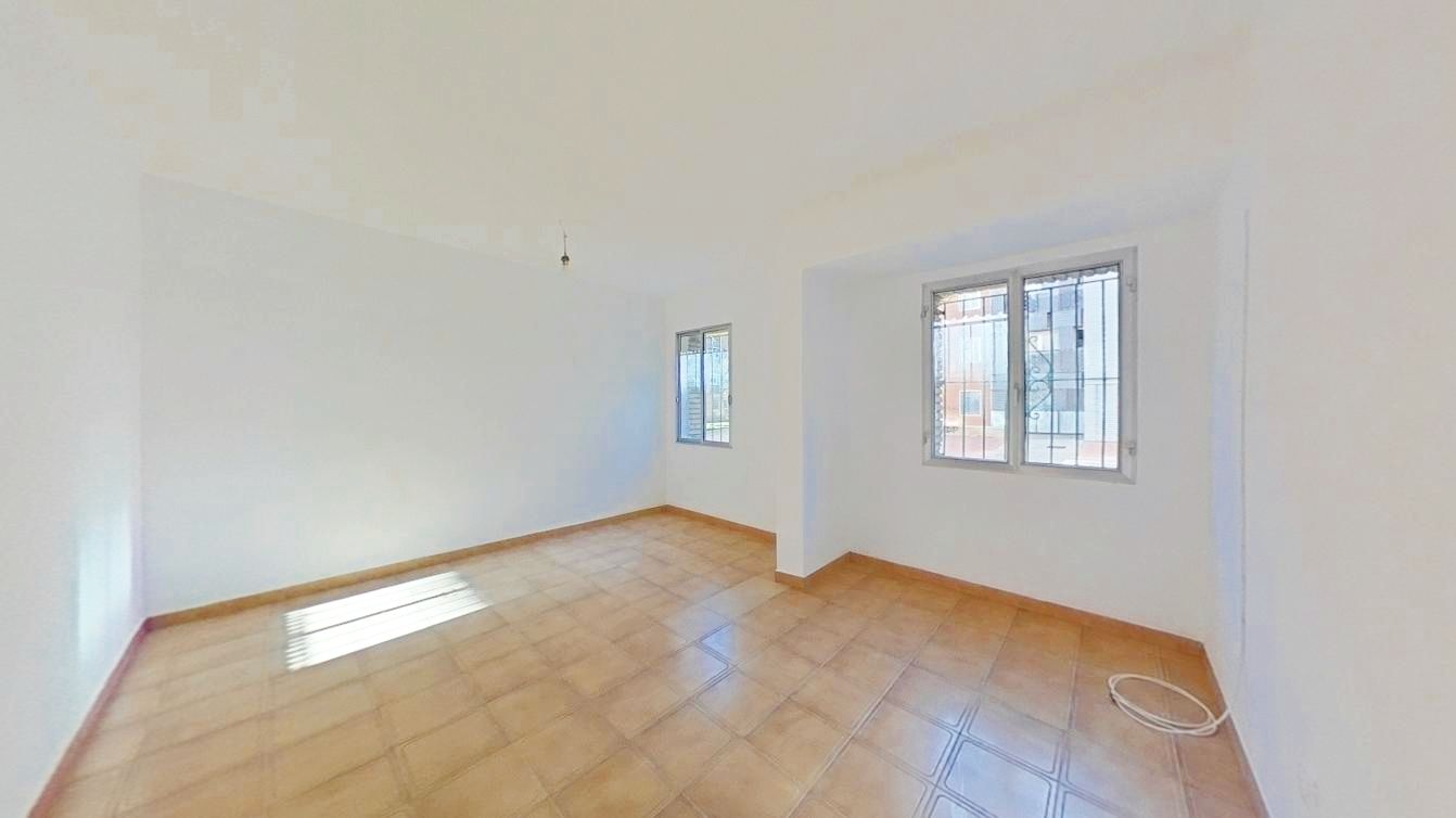 Sala d'estar de Pis en venda en  Zaragoza Capital amb Forn