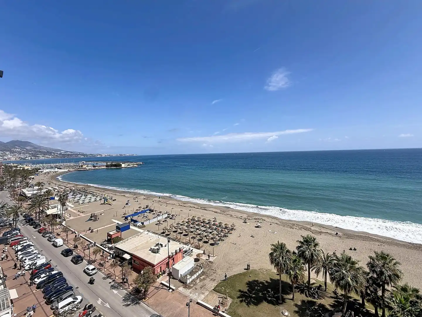 Vista exterior de Ático de alquiler en Fuengirola con Terraza y Amueblado