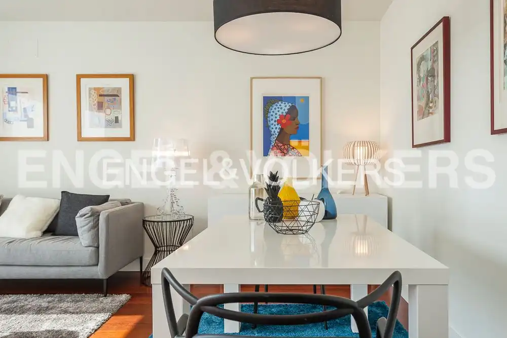 Dining room of Attic for rent in Madrid  with Air Conditioner, Heating and Furnished