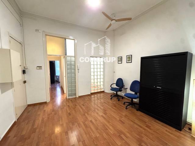 Oficina en Alquiler en Sant Pere en Dreta de l'Eixample