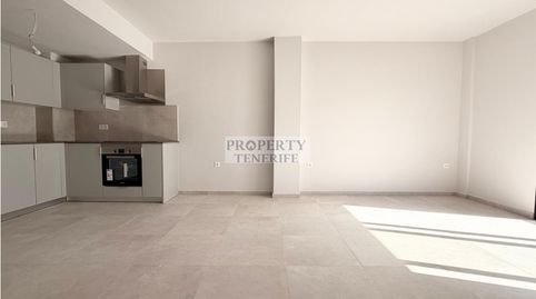 Foto 3 de Apartamento en venta en Cabo Blanco, Arona